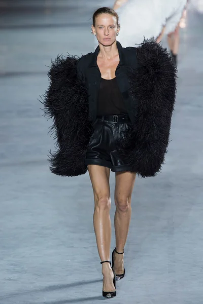 Look 67
